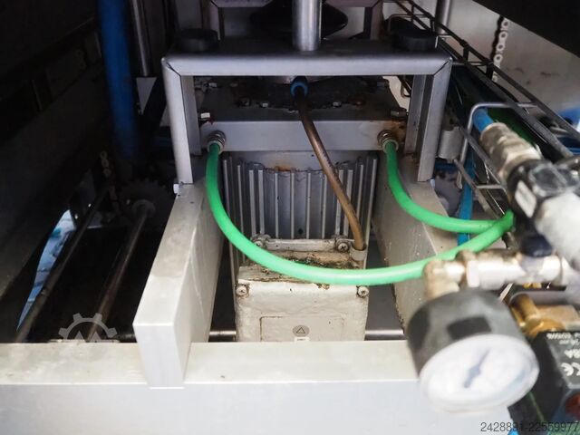 Termoselladora de bandejas MULTIVAC T300