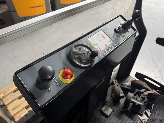 EK 1300 - Guidage sur rails!! MAGAZINER EK 1300  - Rail Guidance !!