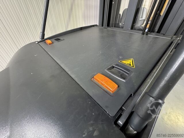 EK 1300 - Guidage sur rails!! MAGAZINER EK 1300  - Rail Guidance !!
