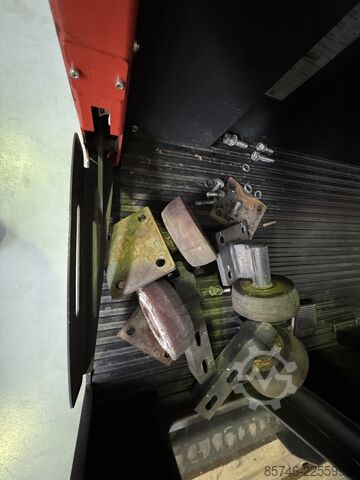EK 1300 - Guidage sur rails!! MAGAZINER EK 1300  - Rail Guidance !!