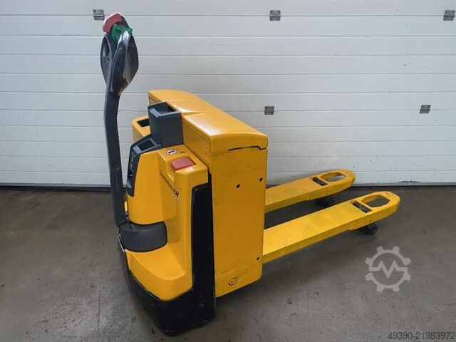  JUNGHEINRICH EJE 120