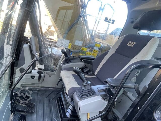 Paletli ekskavatör CAT 320EL 2012 CE