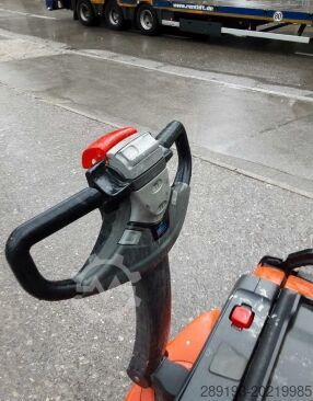 Stivuitor de paleți Toyota BT SWE 160L