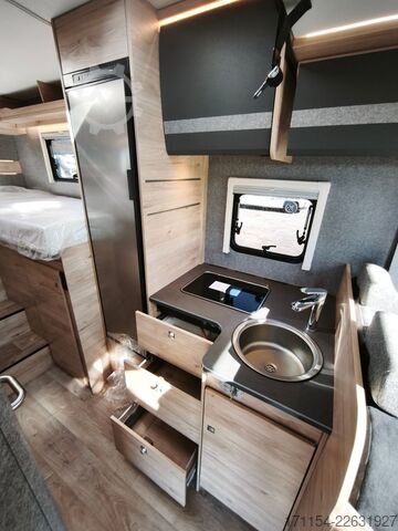 Półzintegrowany kamper DETHLEFFS Just Go! T 6815 EB Hubbett,Automatik,TV