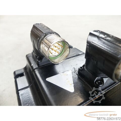 Upravljačka jedinica KUKA 1FK7060-5AF71-1ZZ9-Z S03 + N16 Servomotor SN: YFK1641053204015