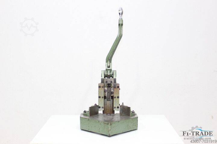 Máquina redondeadora de esquinas KOLBUS EH