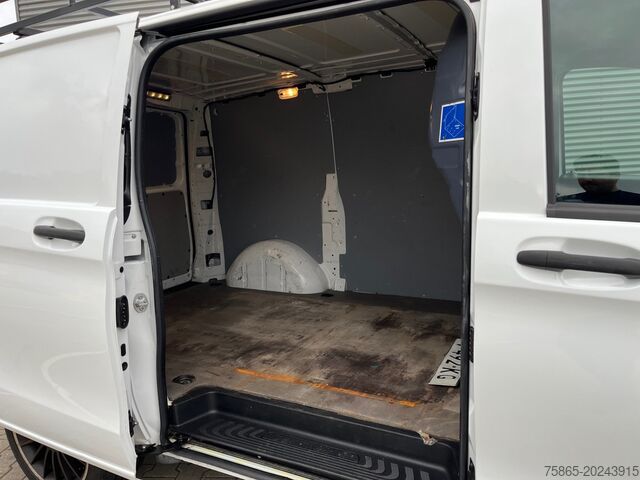 Kastenwagen Mercedes-Benz Vito 111 CDI Lang / Business Professional Plus ...