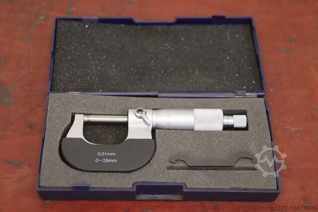 Micrometer unbekannt 0-25 mm
