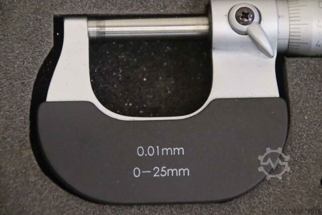 Micrometer unbekannt 0-25 mm