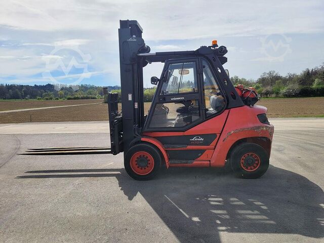 Empilhadeira de 4 rodas Linde H70T-03 EVO