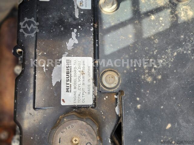 Escavatore cingolato HYUNDAI ROBEX 145LCR-9