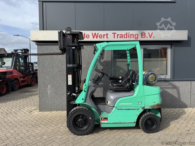 Mitsubishi FG25N Triplo 550 Freelift / Sideshift / 4. funkce LPG 2013 MITSUBISHI FG25N Triplo 550 Freelift / Sideshift / 4e functie LPG 2013