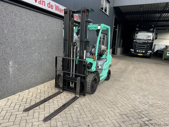 Mitsubishi FG25N Triplo 550 Freelift / Sideshift LPG 2012 MITSUBISHI FG25N Triplo 550 Freelift / Sideshift LPG 2012