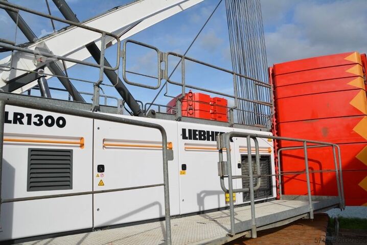 Mobil kran Liebherr LR 1300 SX