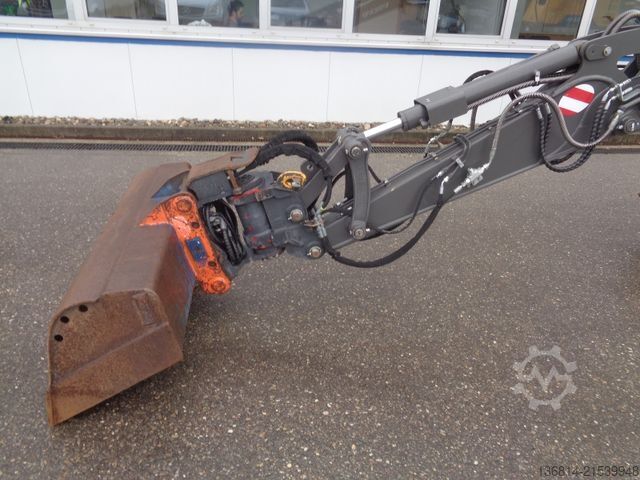 Mobile excavator VOLVO EW60E Powertilt + Löffelpaket