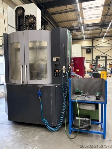 Horizontal machining center OKK HM400