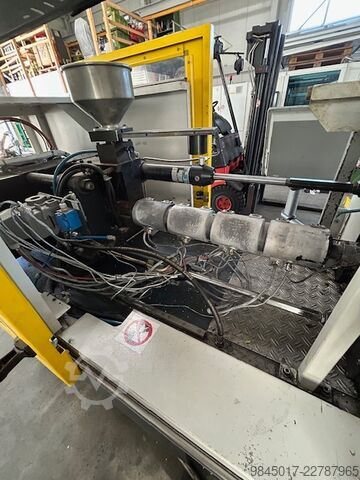 Machine de moulage par injection FERROMATIK MILACRON Elektra 50